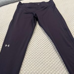 Under Armour purple legging